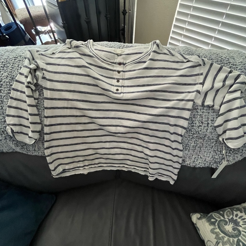 Women’s XL Navy & White Striped Top